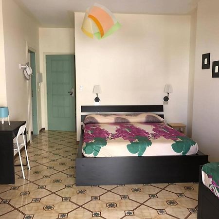 Amorosita Diamante Bagian luar foto