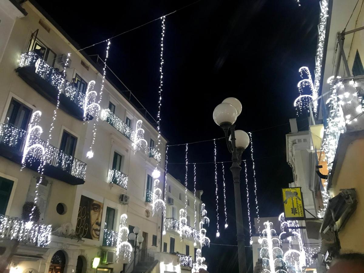 Amorosita Diamante Bagian luar foto